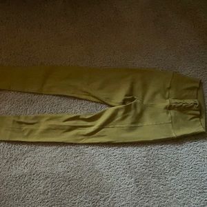 Workout pants